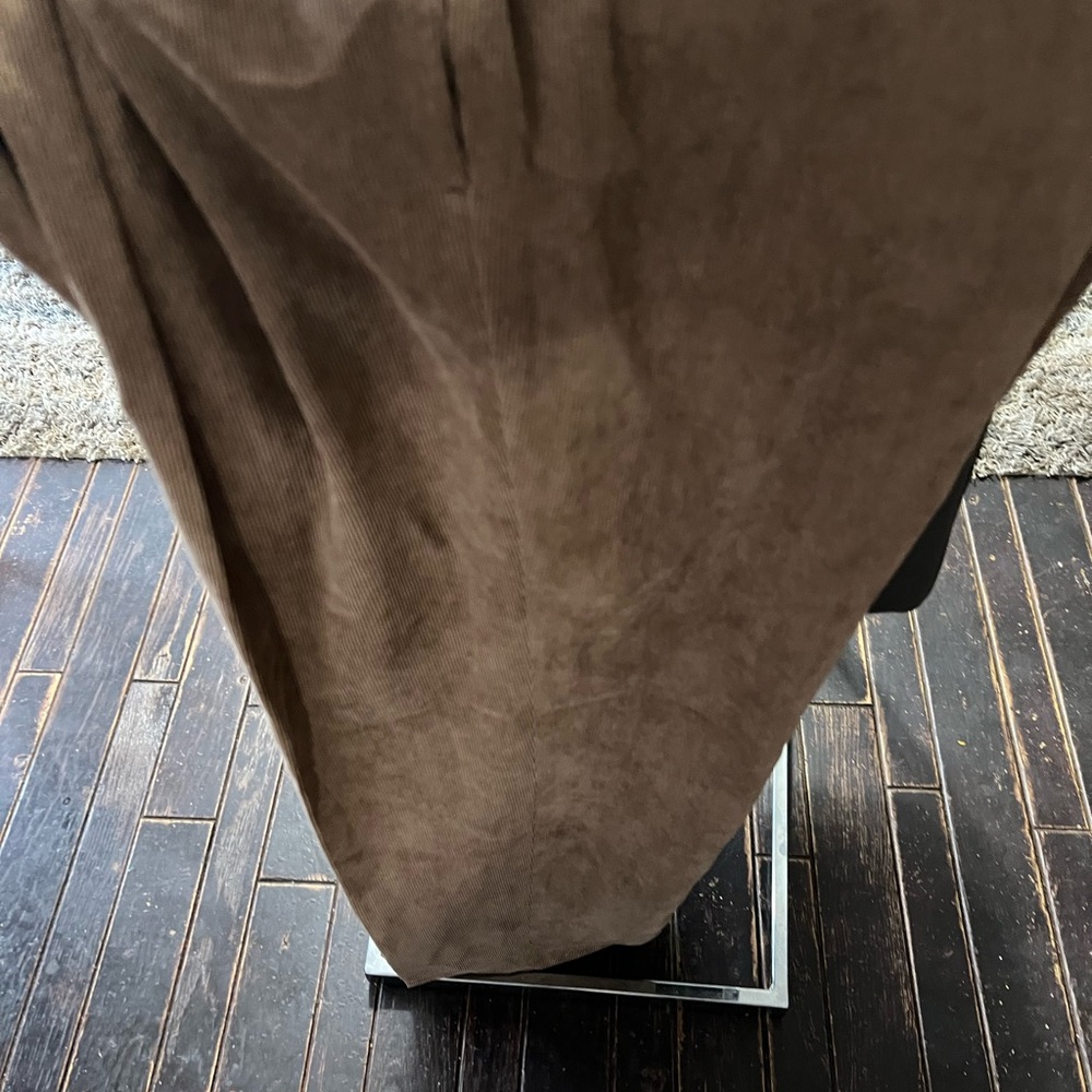 Corduroys - Picture 2 of 5
